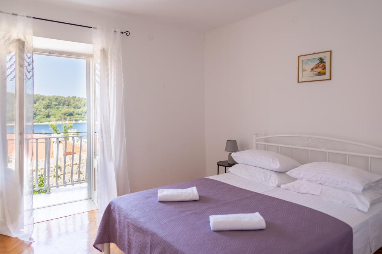 Mazza House With Sea View-center Apartment *