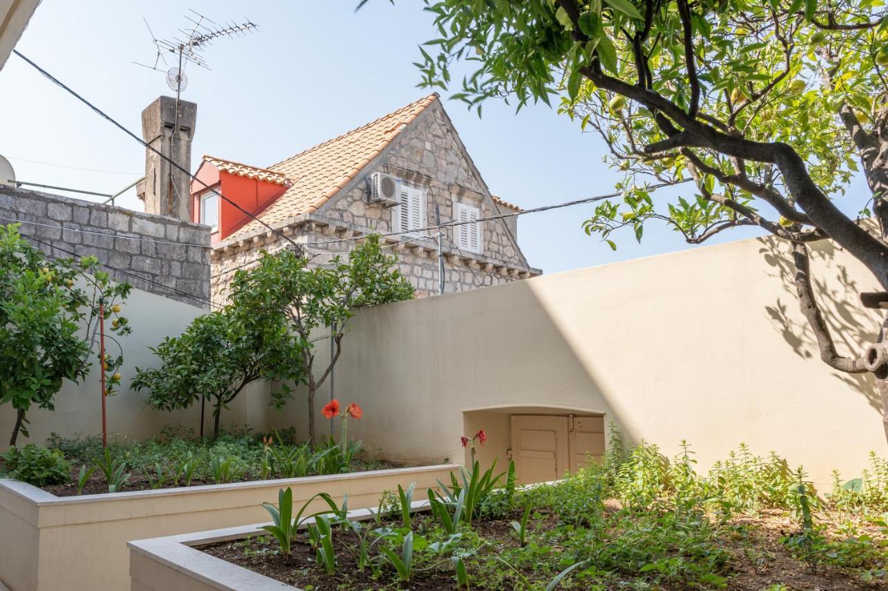 Mazza House With Sea View-center * Cavtat