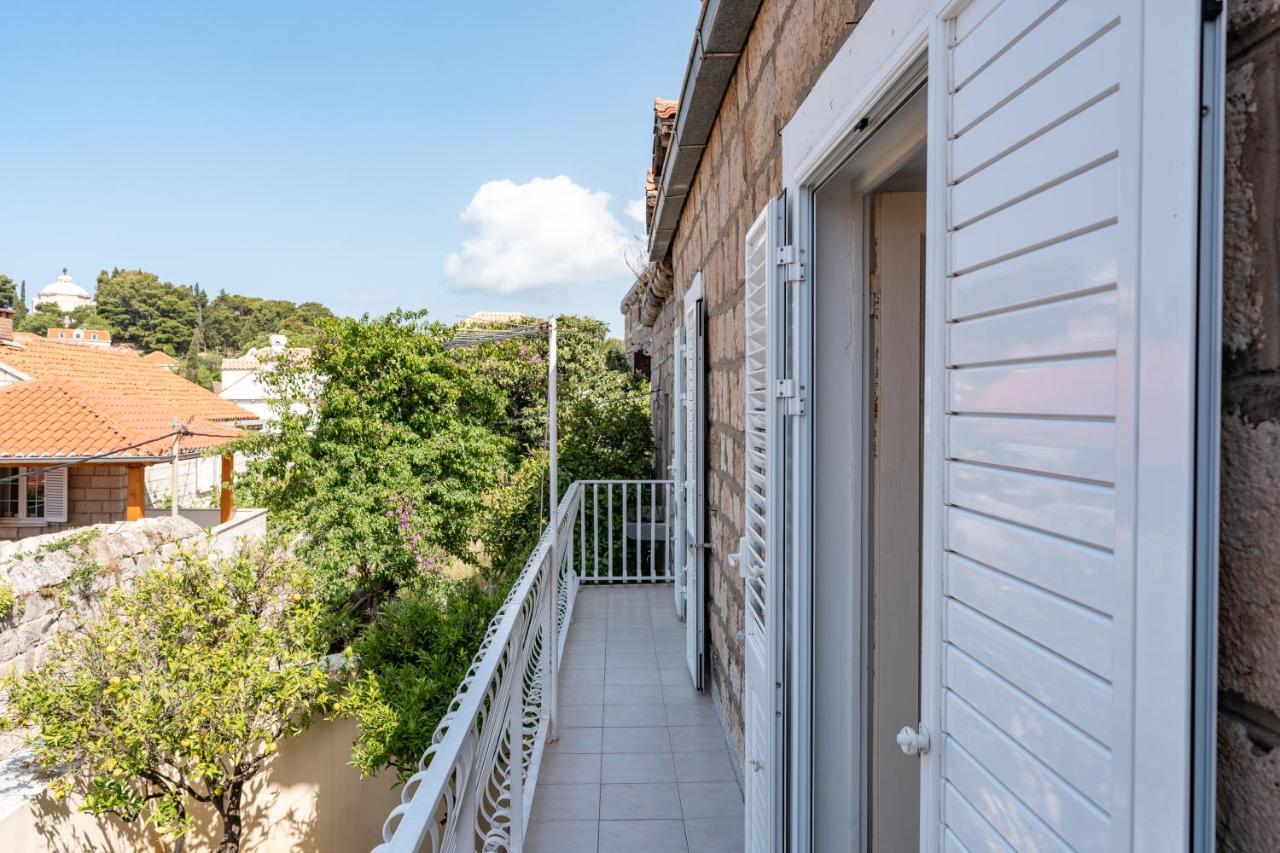 Mazza House With Sea View-center Apartment