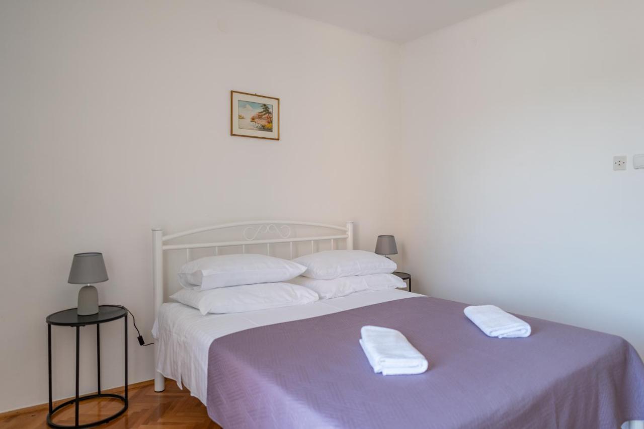 Mazza House With Sea View-center Cavtat